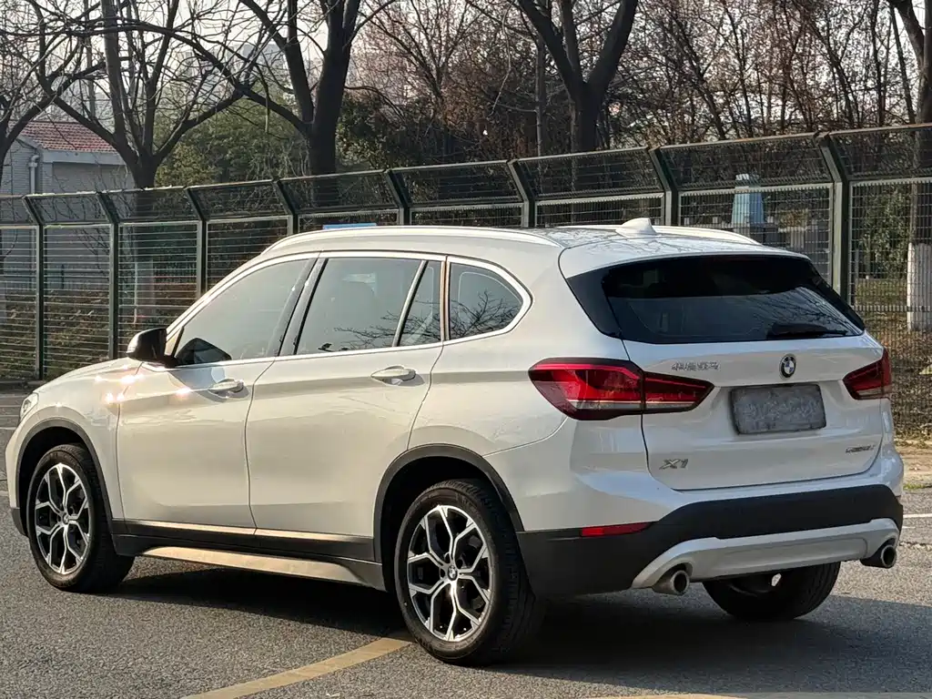 BMW X1 — фото 15
