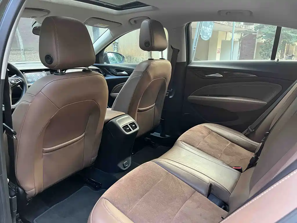 Buick Regal — фото 14