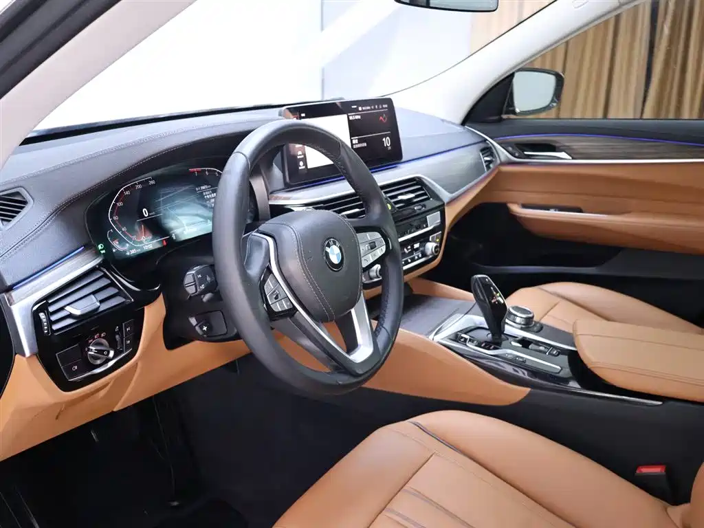 BMW 6 Series GT — фото 11