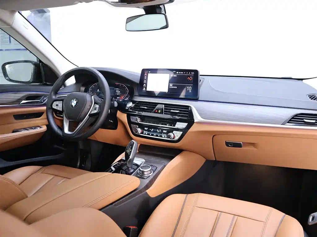 BMW 6 Series GT — фото 19