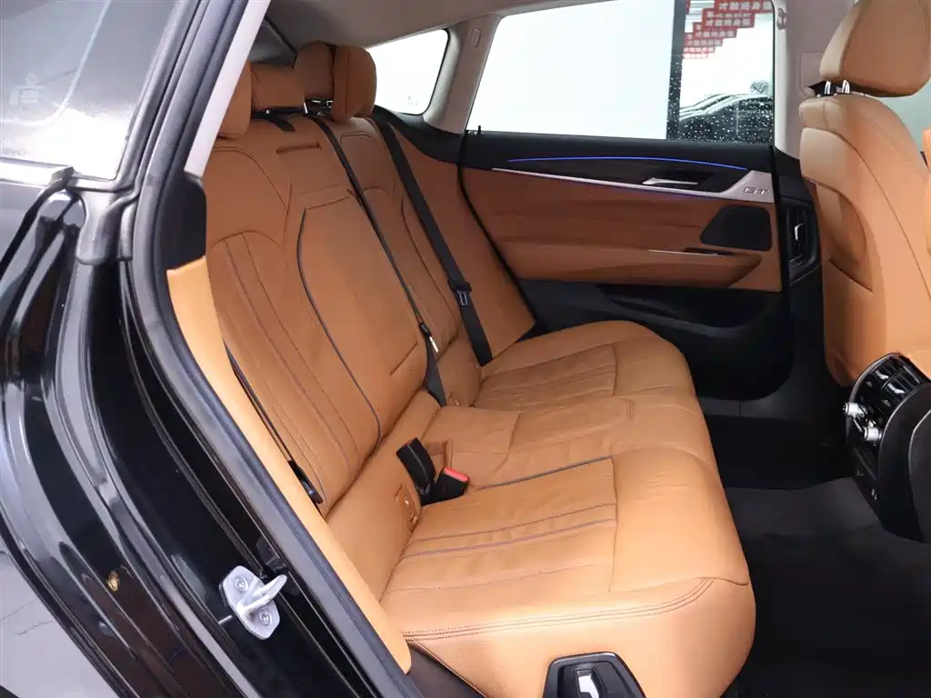 BMW 6 Series GT — фото 21
