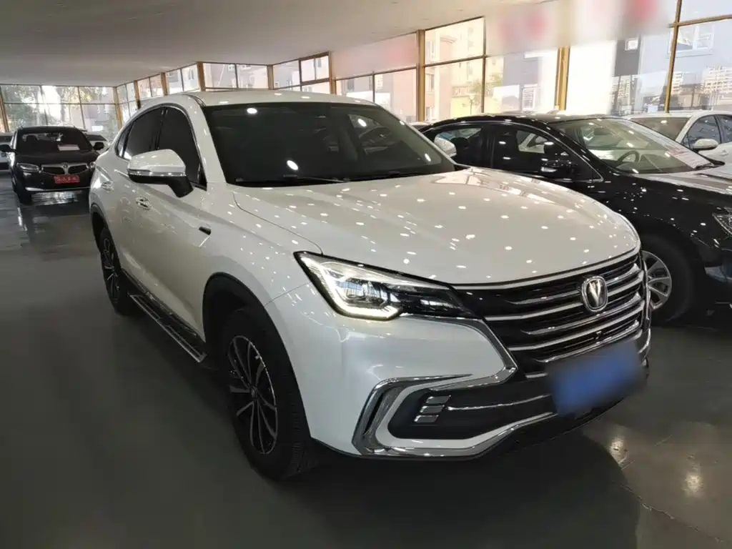 Changan CS85 COUPE — фото 3