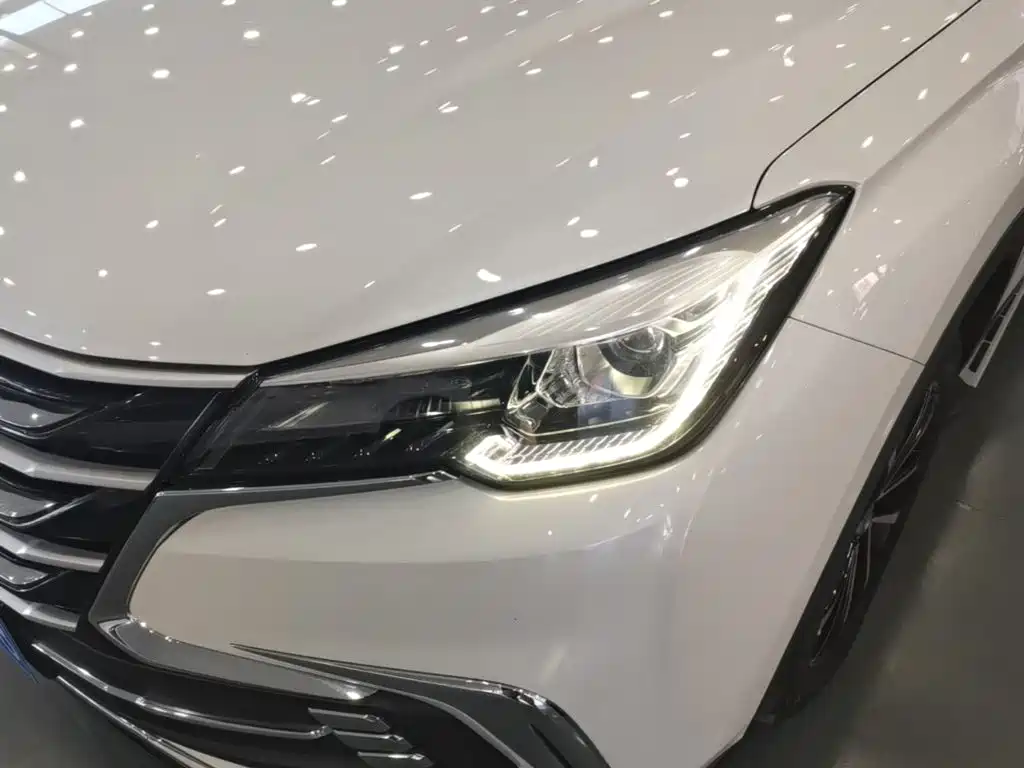 Changan CS85 COUPE — фото 23
