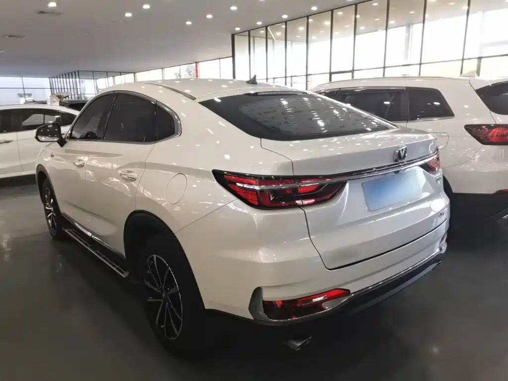 Changan CS85 COUPE — фото 4