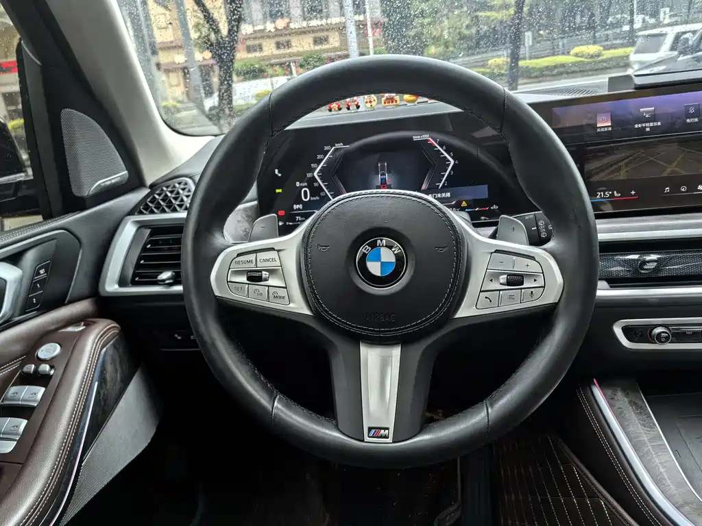 BMW X5 — фото 15