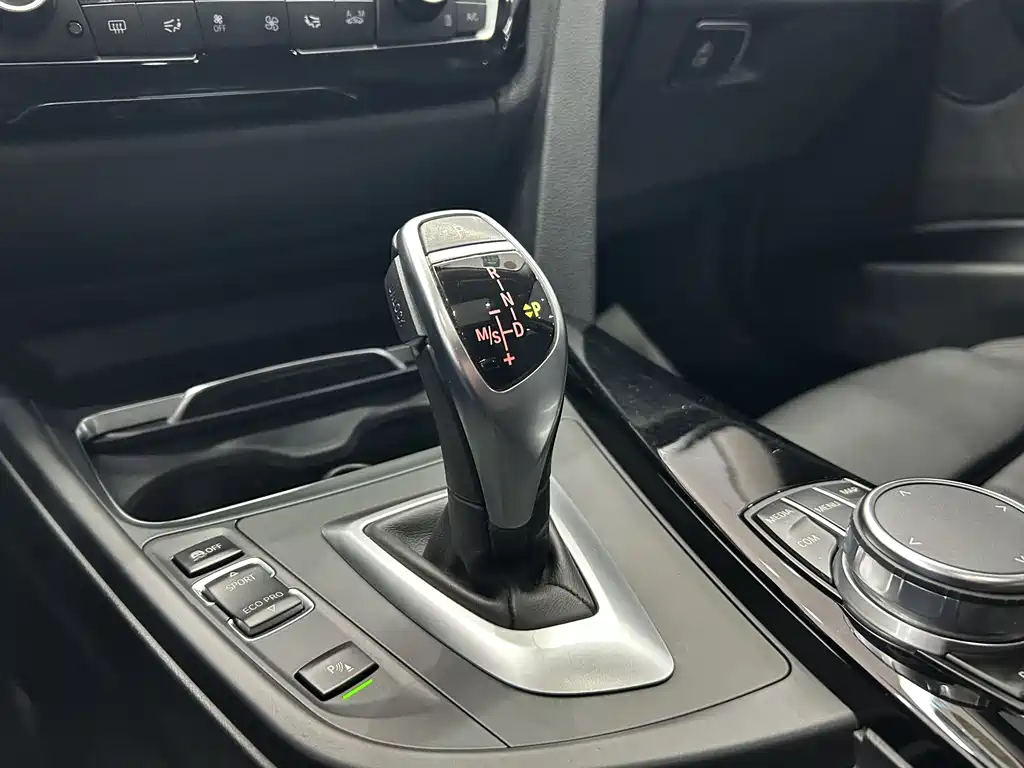 BMW 3 Series — фото 10