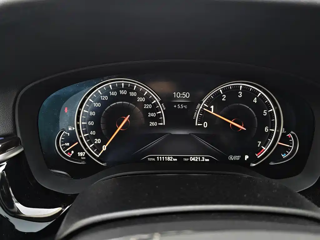 BMW 5 Series — фото 9