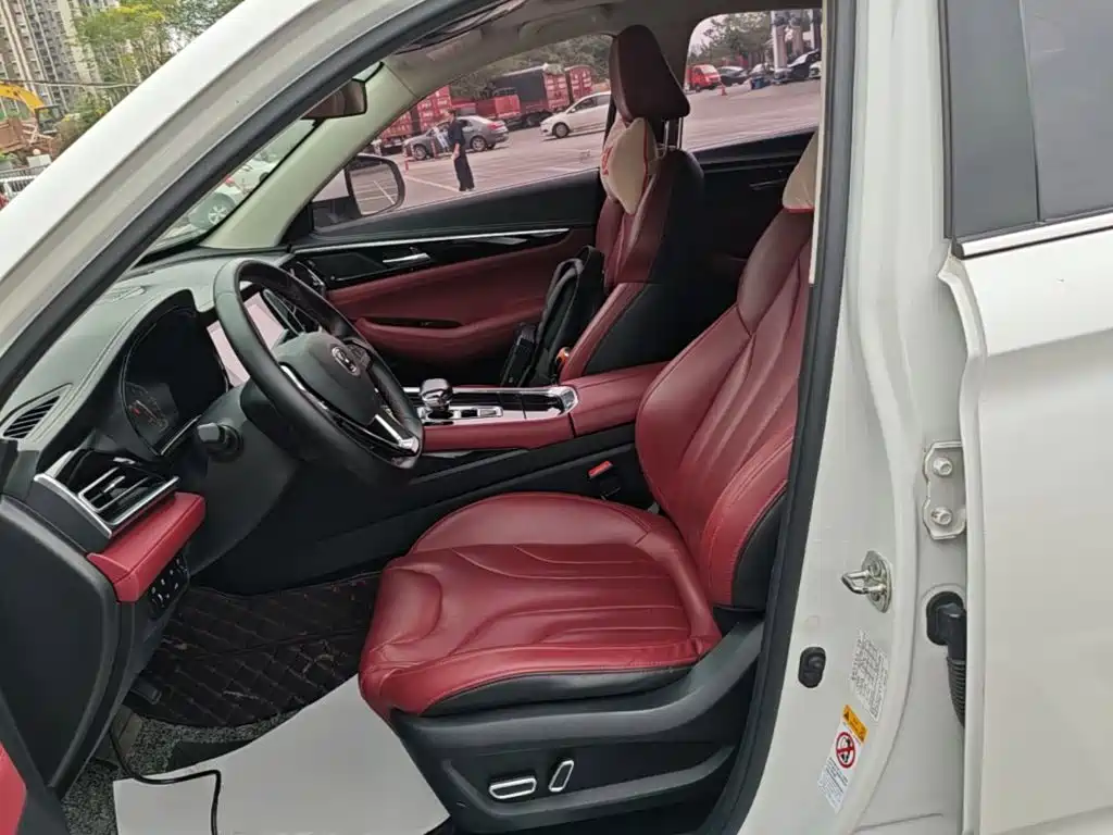 Changan CS85 COUPE — фото 14