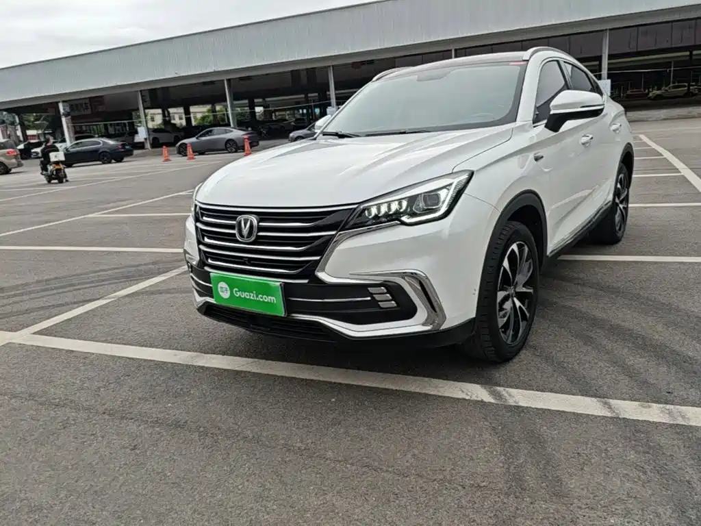 Changan CS85 COUPE — фото 23