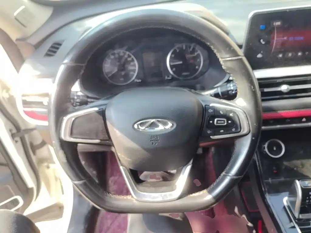Chery Tiggo 7 — фото 10