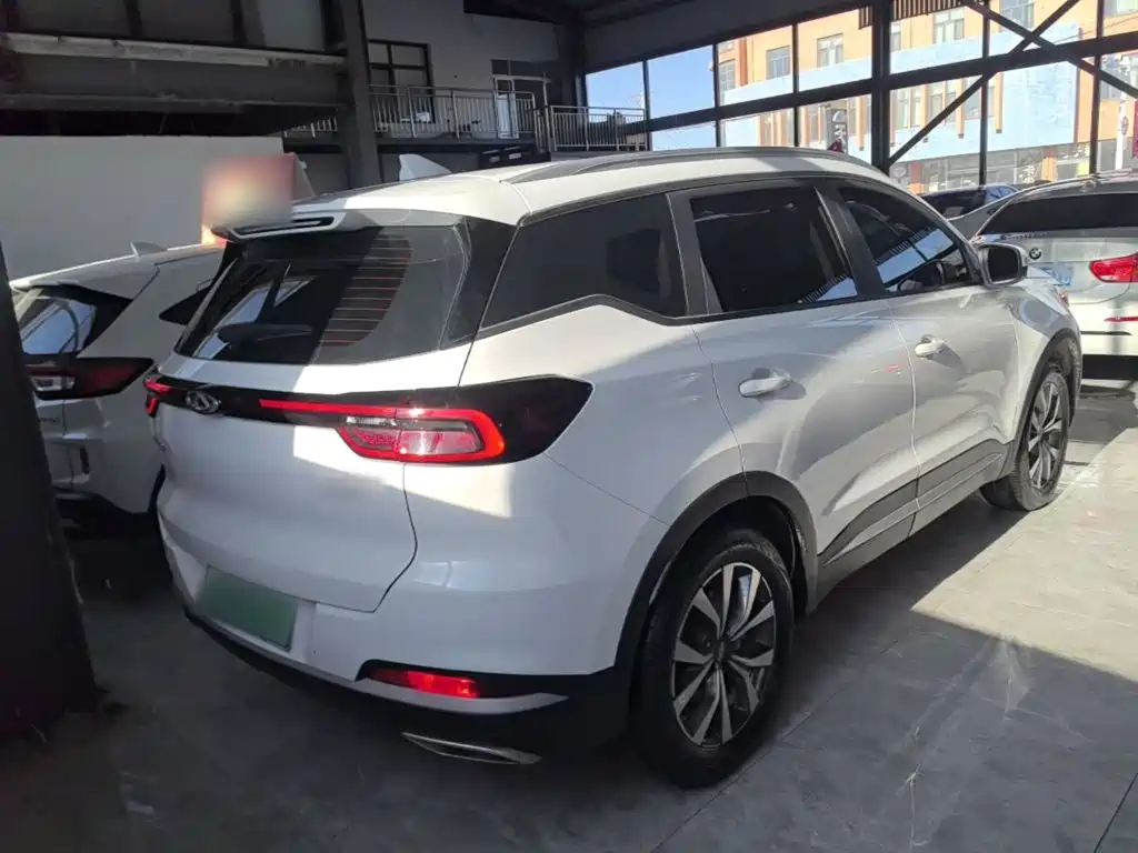 Chery Tiggo 7 — фото 6