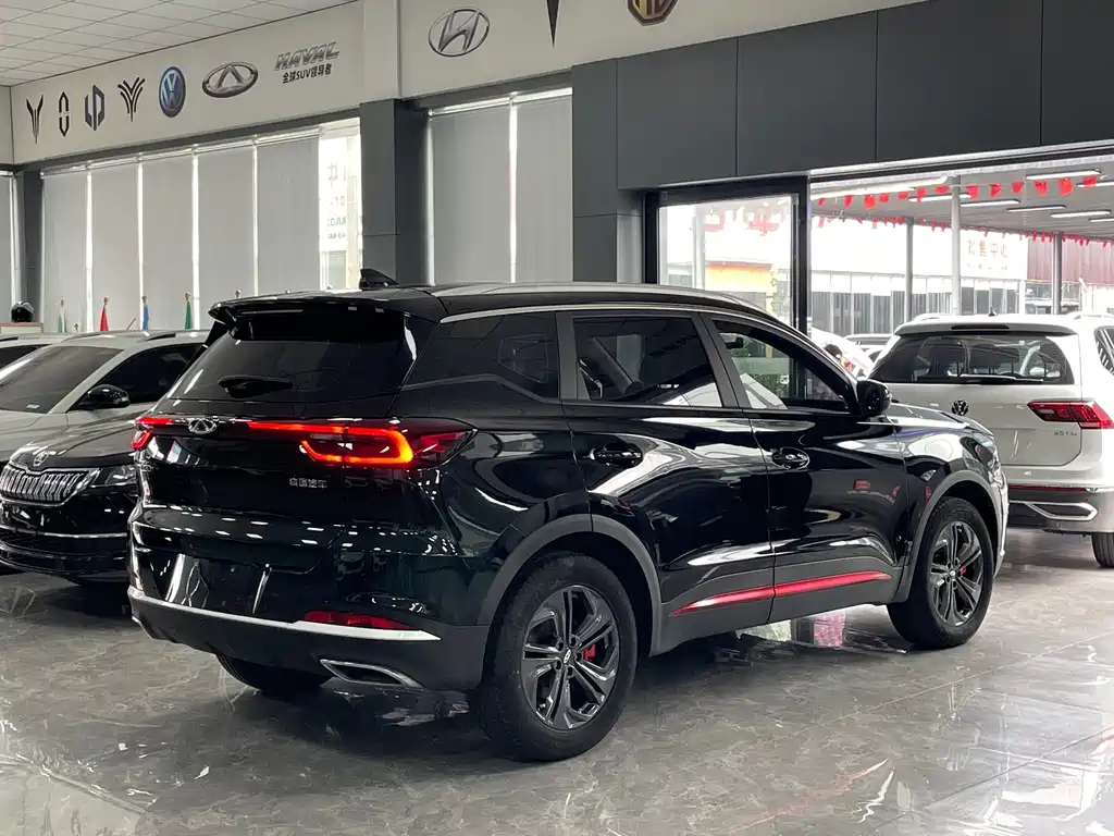 Chery Tiggo 7 — фото 17