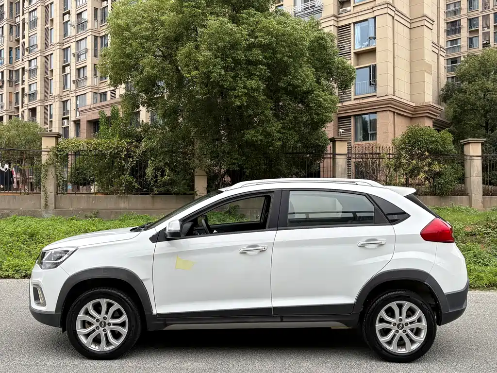 Chery Tiggo 3x — фото 4