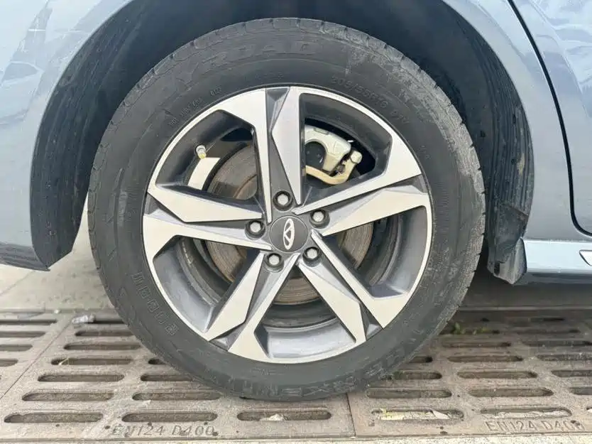 Chery Arrizo 5 PLUS — фото 6