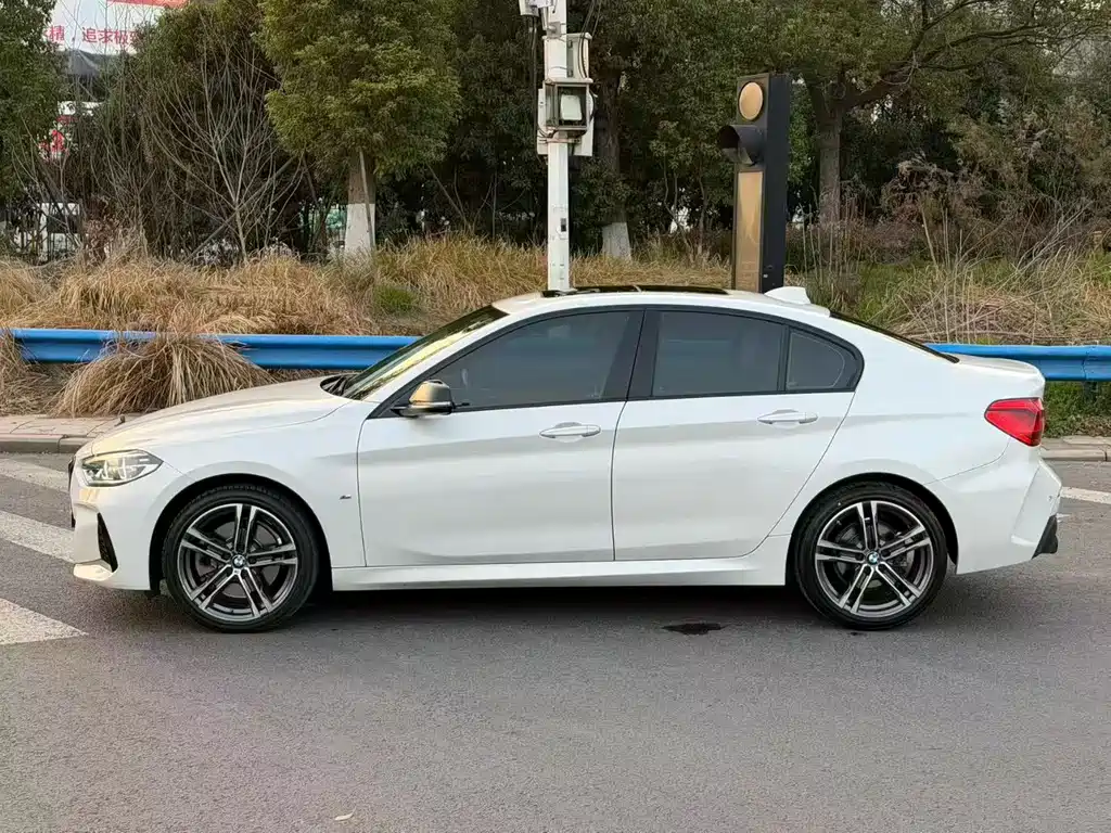 BMW 1 Series — фото 3