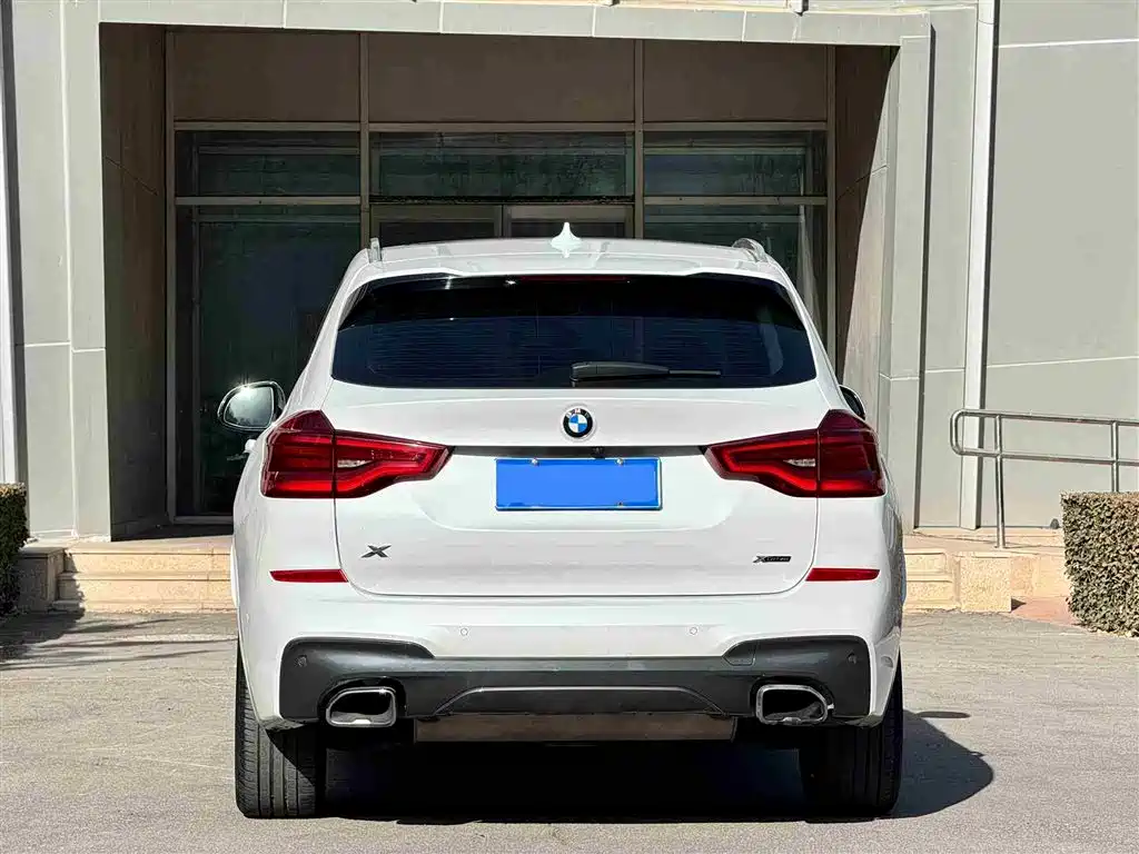BMW X3 — фото 13