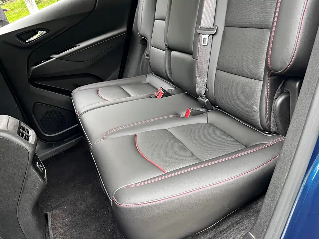 Chevrolet Equinox — фото 11