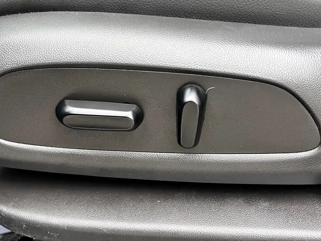 Chevrolet Equinox — фото 10