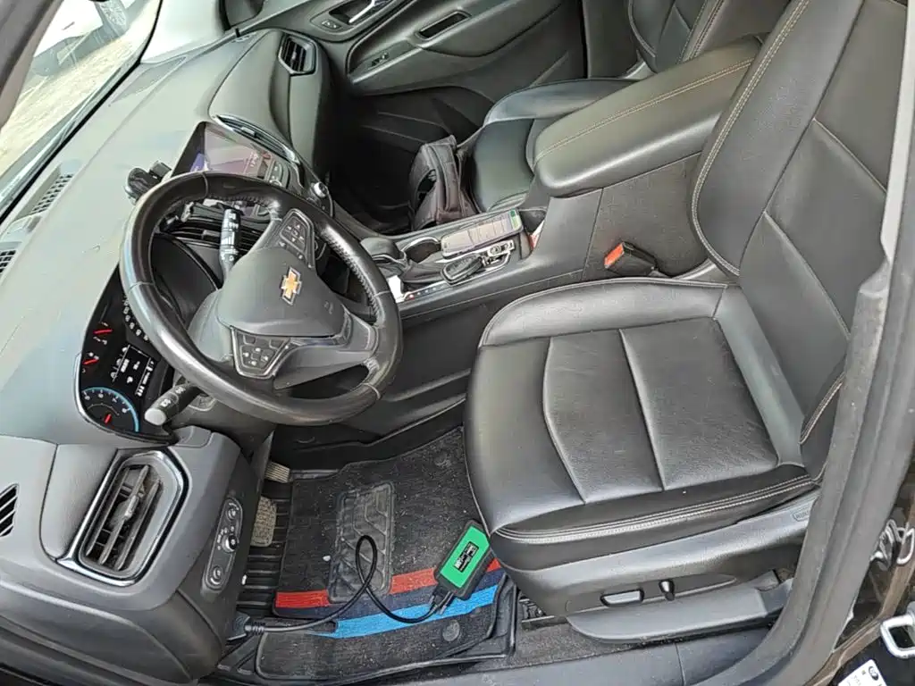 Chevrolet Equinox — фото 14