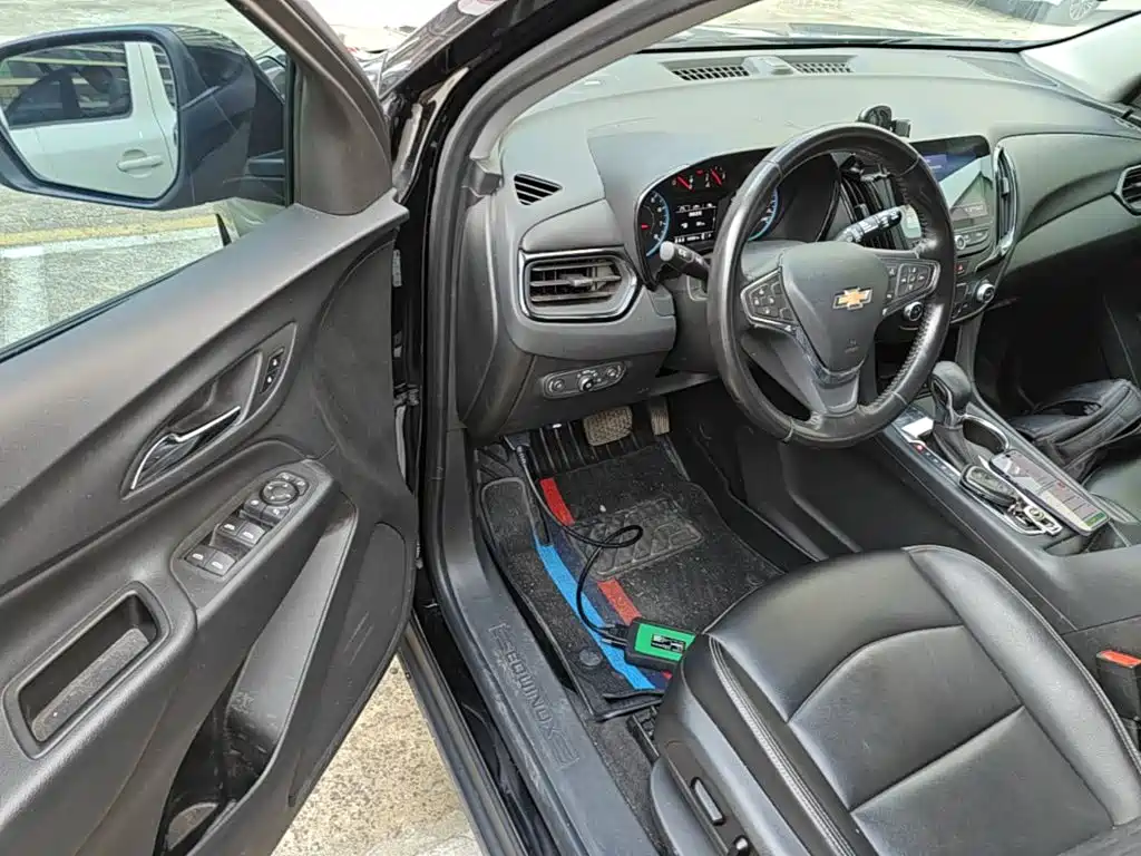 Chevrolet Equinox — фото 15