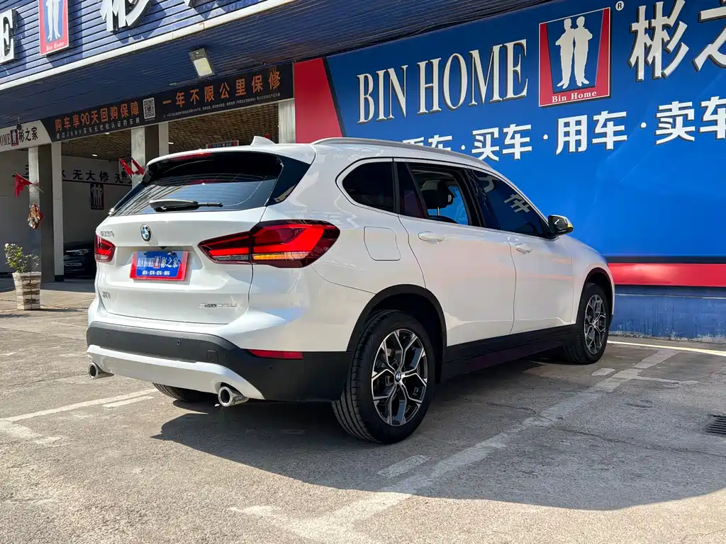 BMW X1 — фото 17