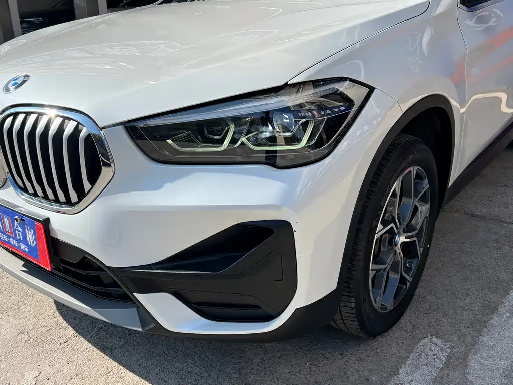 BMW X1 — фото 29