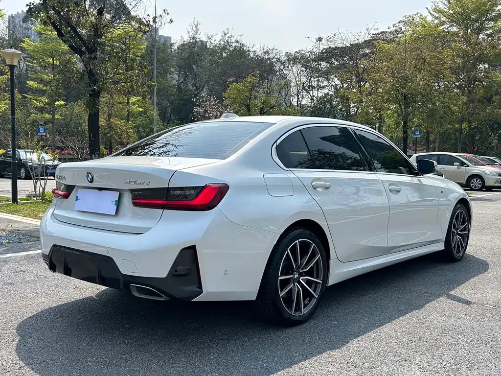 BMW 3 Series — фото 10