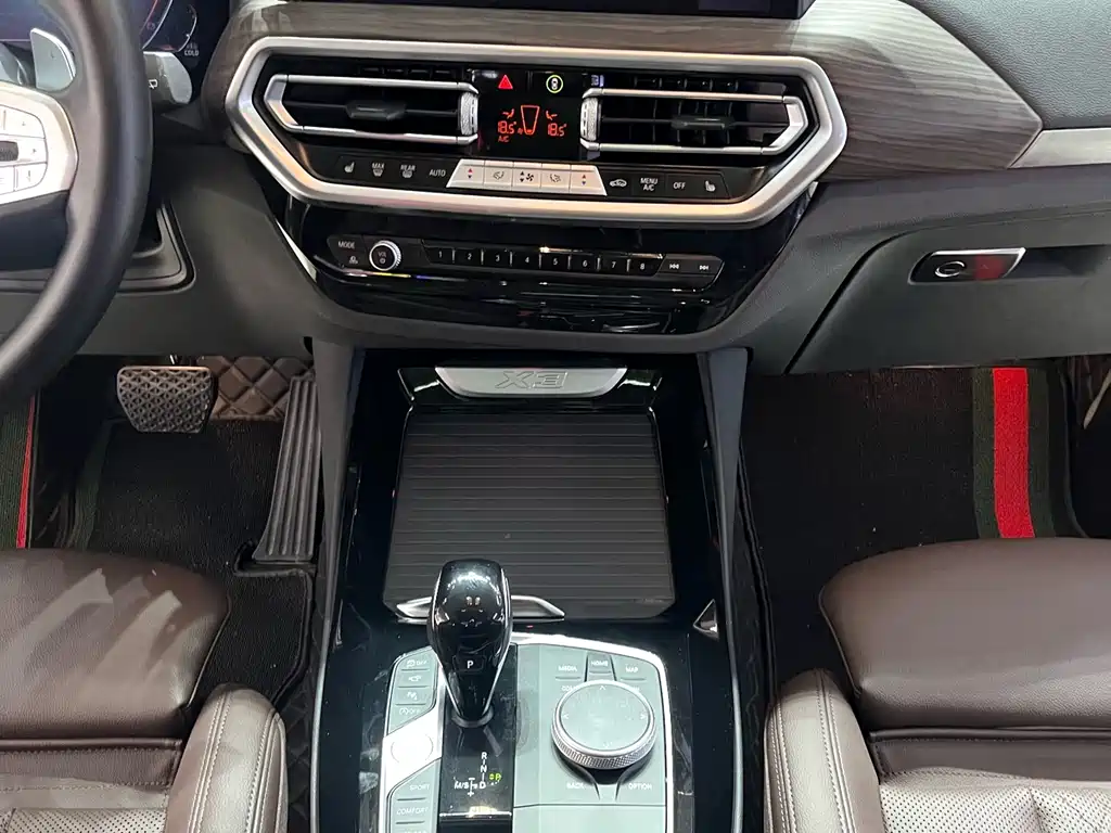 BMW X3 — фото 20