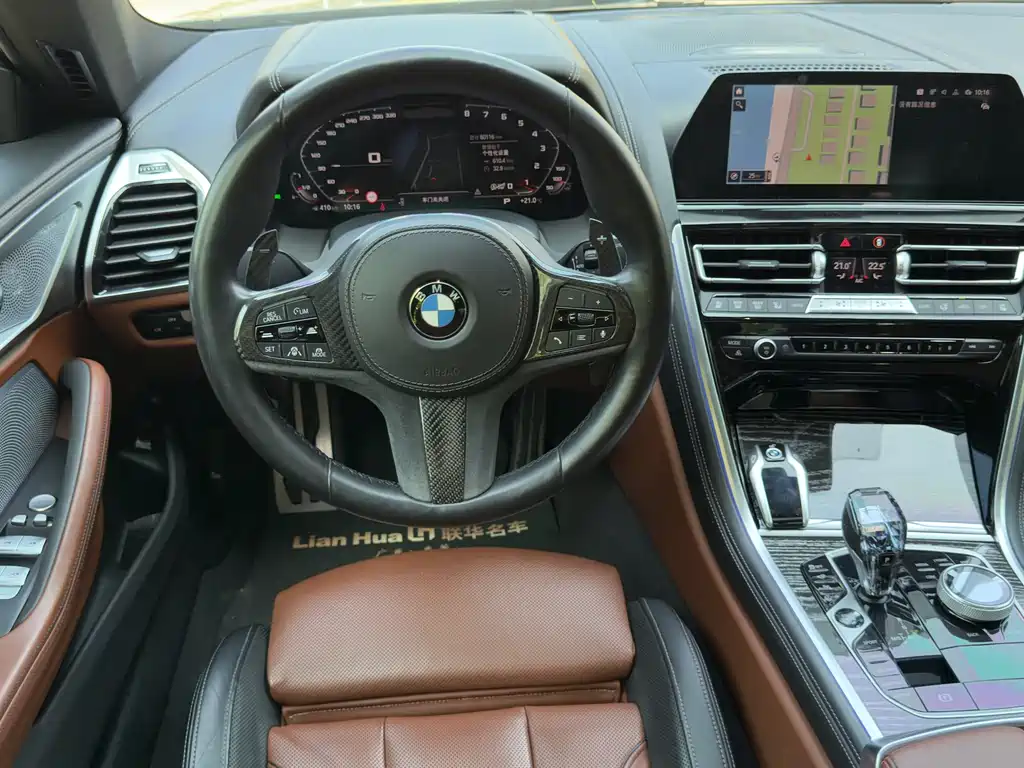 BMW 8 Series — фото 19