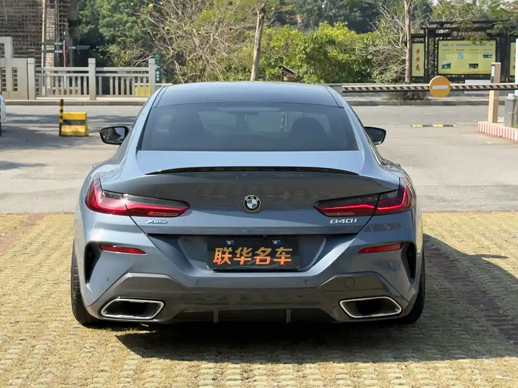 BMW 8 Series — фото 7