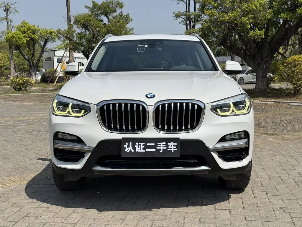 BMW X3 — фото 2