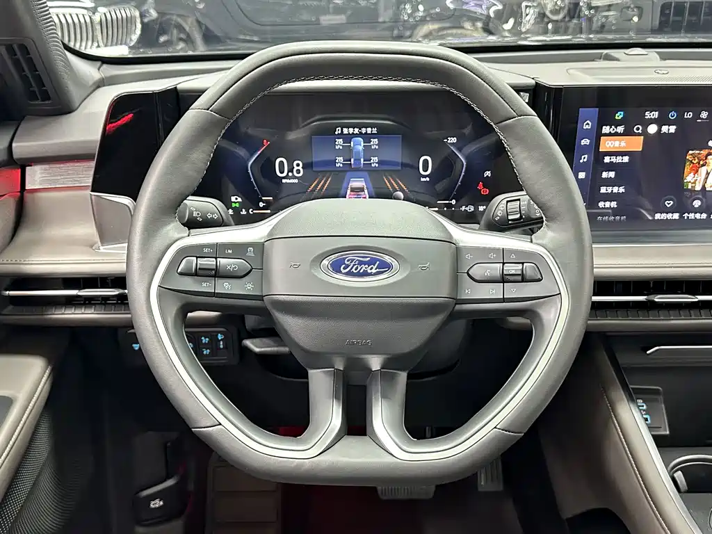 Ford Edge — фото 20