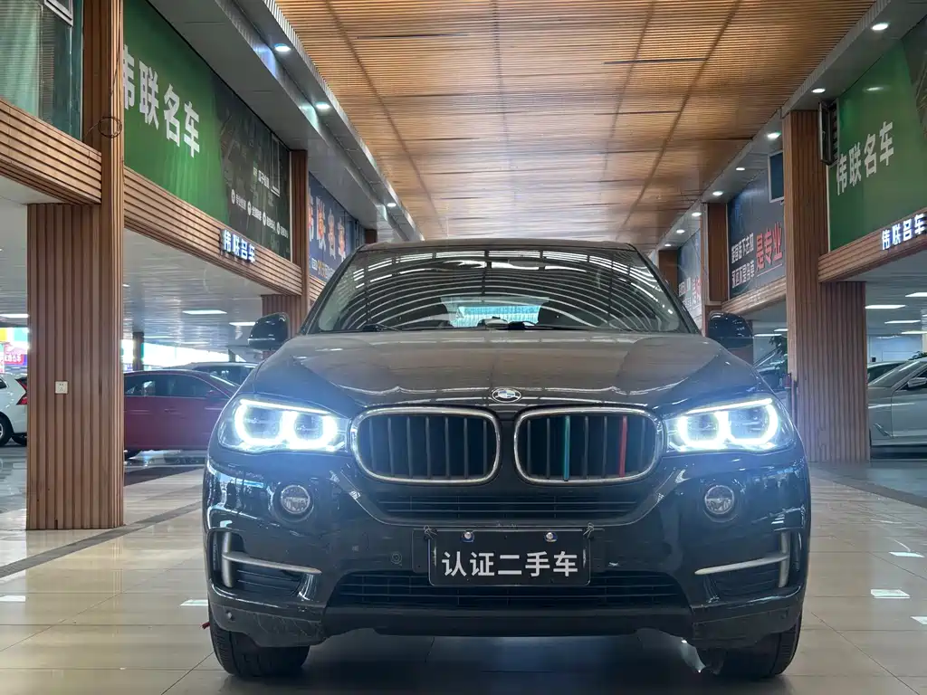 BMW X5 (Import) — фото 2