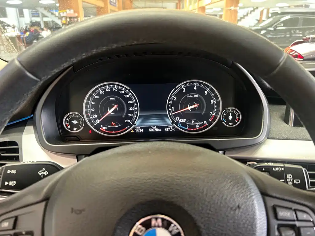 BMW X5 (Import) — фото 11