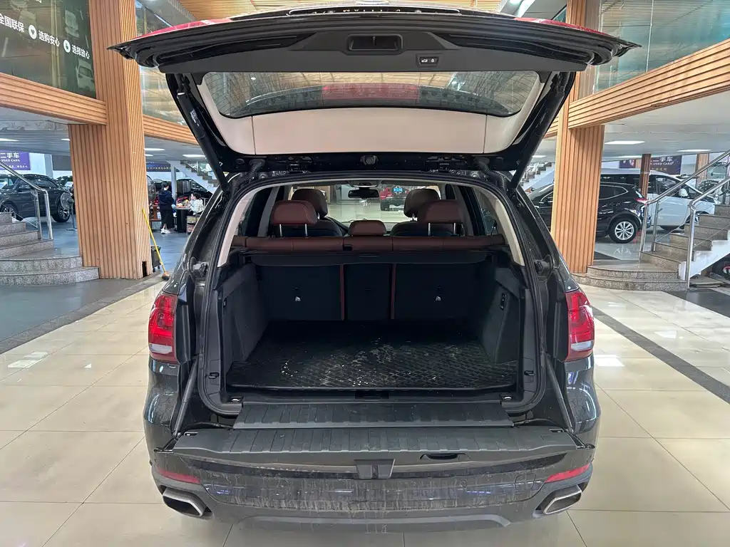 BMW X5 (Import) — фото 16