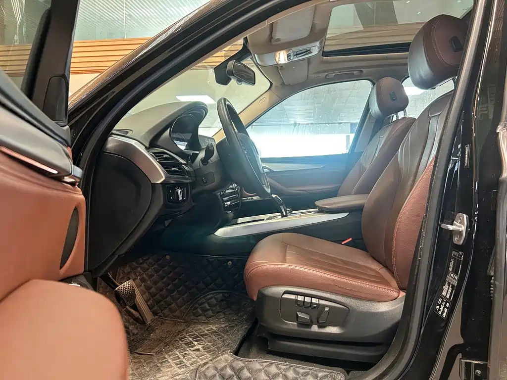 BMW X5 (Import) — фото 4