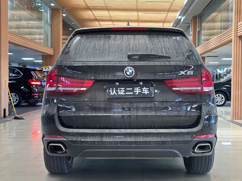 BMW X5 (Import) — фото 7