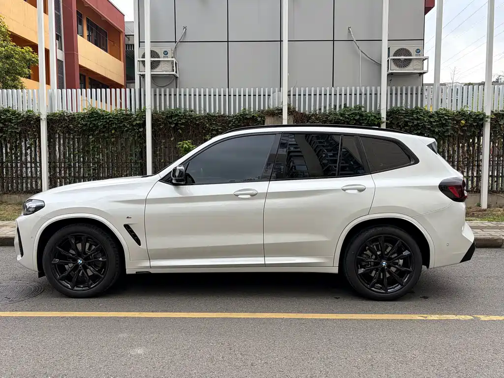 BMW X3 — фото 23