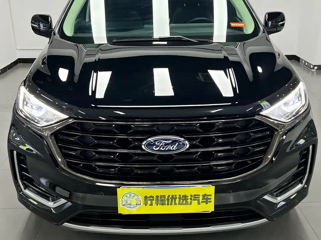 Ford Edge — фото 8