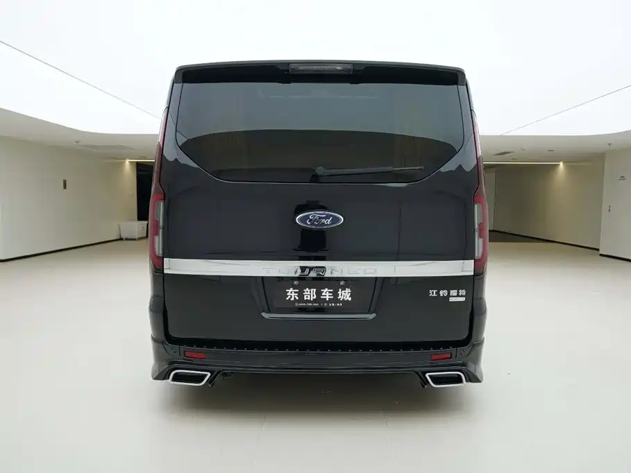 Ford Tourneo — фото 5