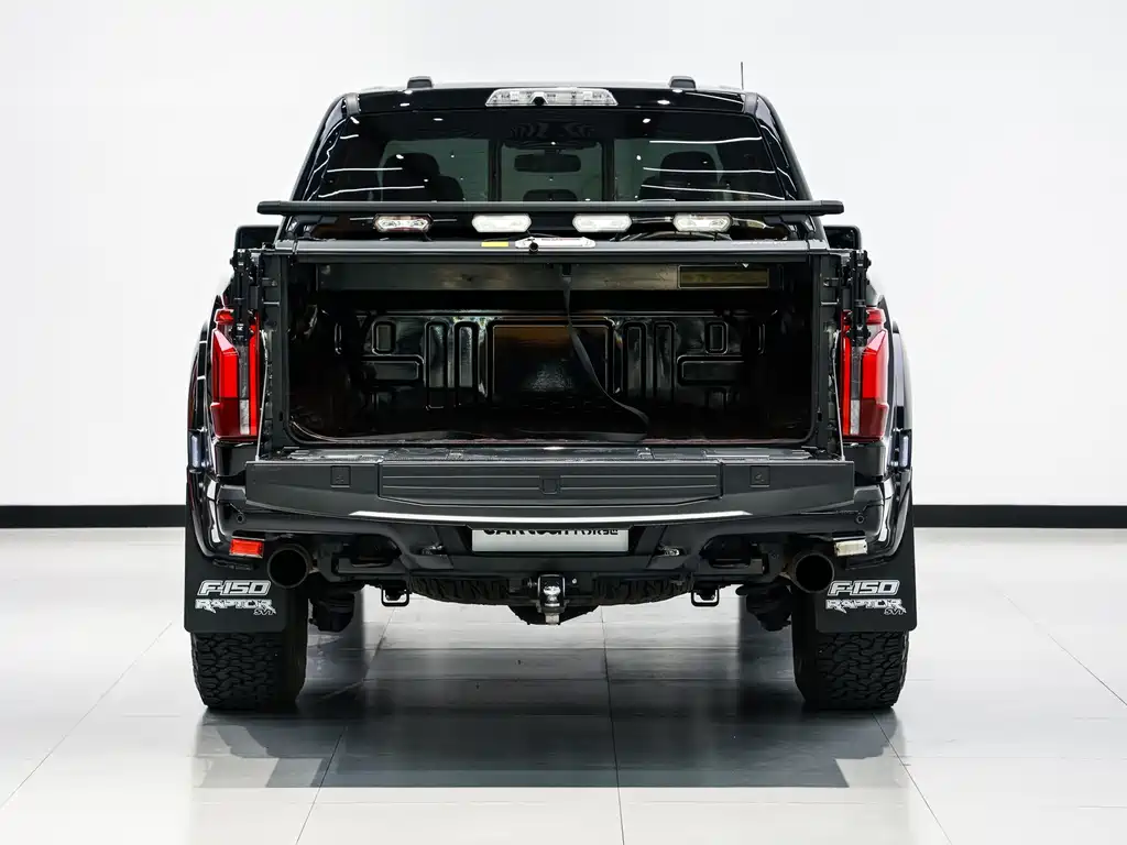 Ford F-150 Raptor — фото 14