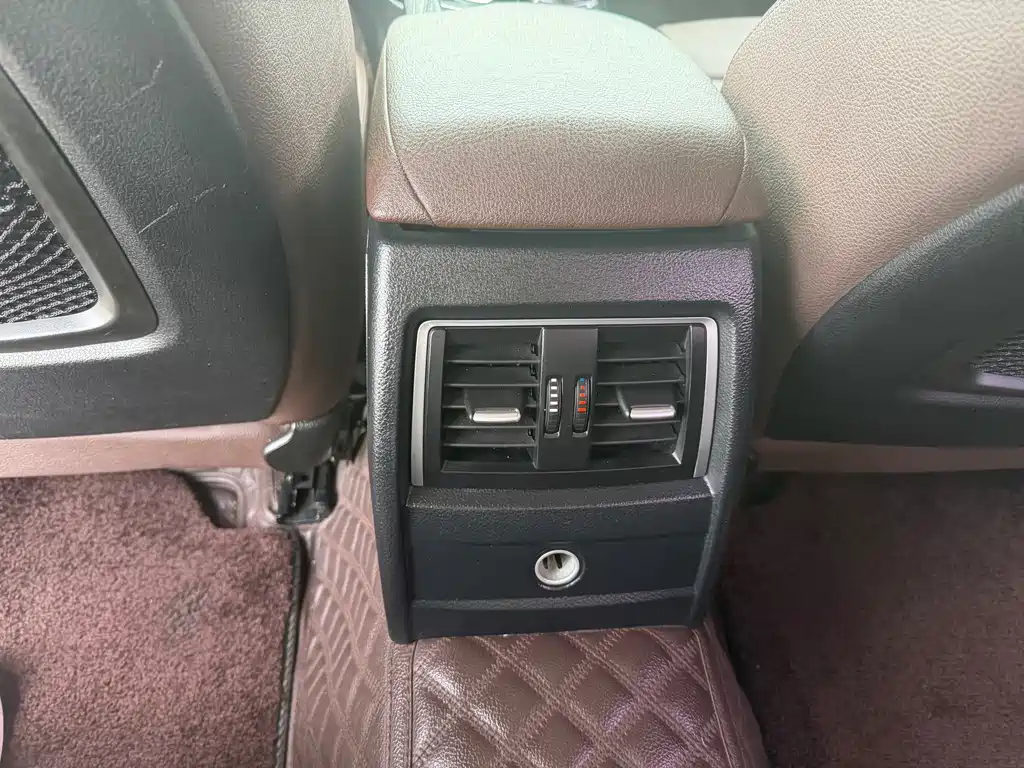 BMW 3 Series — фото 14