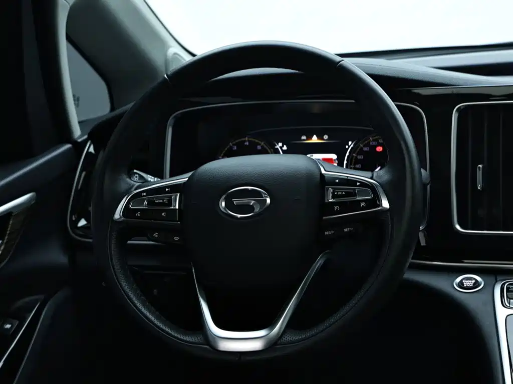 GAC Motor Trumpchi M8 — фото 15
