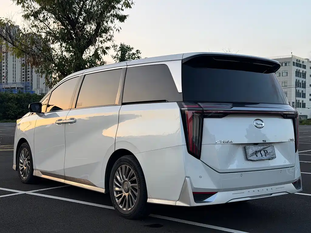 GAC Motor Trumpchi M8 — фото 4