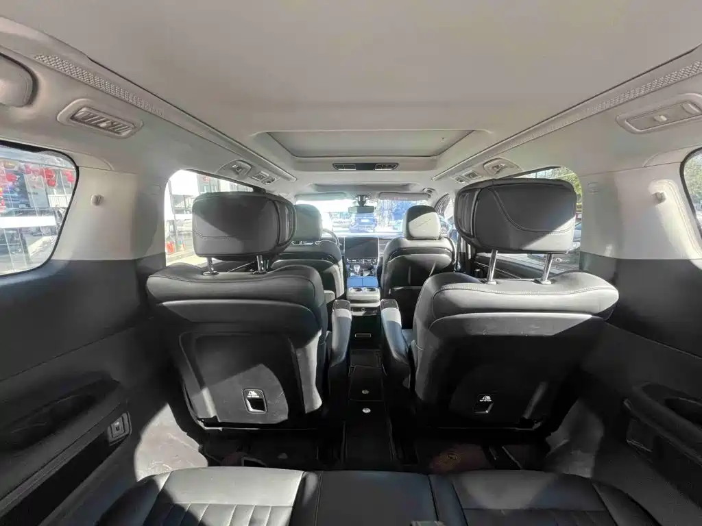 GAC Motor Trumpchi M8 — фото 13