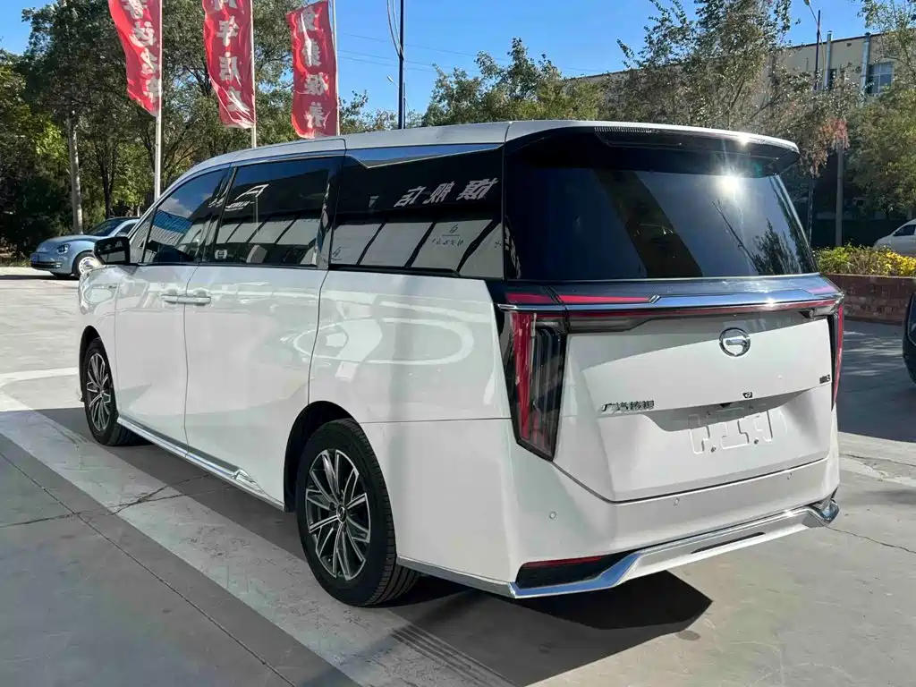 GAC Motor Trumpchi M8 — фото 6