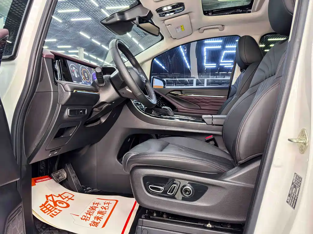 GAC Motor Trumpchi M8 — фото 6