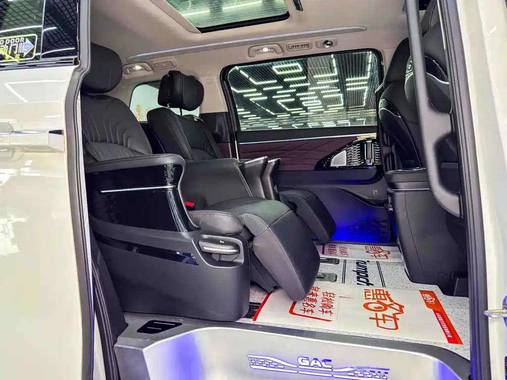GAC Motor Trumpchi M8 — фото 8