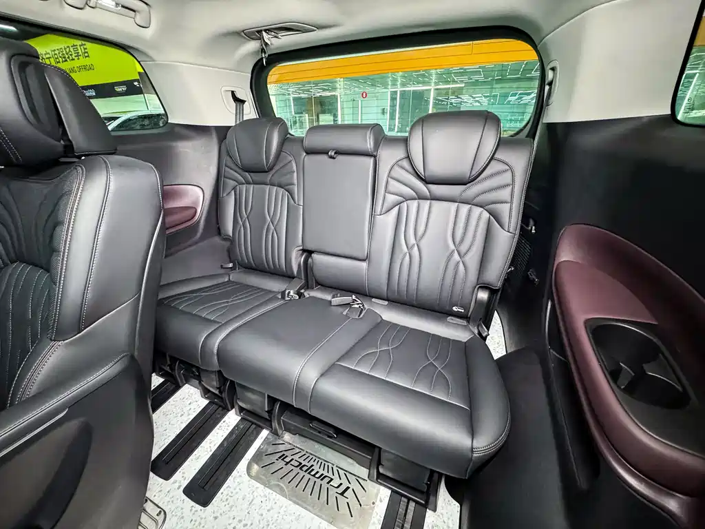 GAC Motor Trumpchi M8 — фото 10
