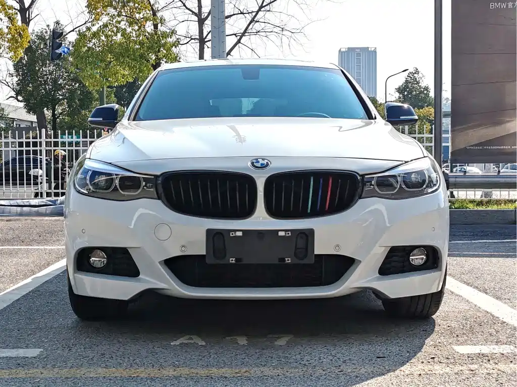 BMW 3 Series GT — фото 2